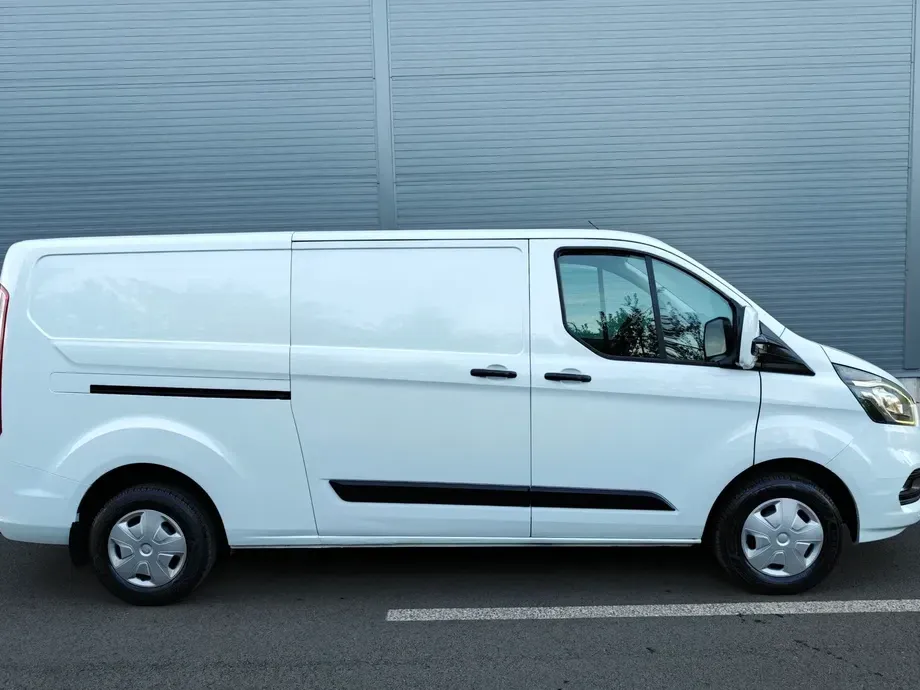 Ford TRANSIT CUSTOM L2H1 — imagine 9