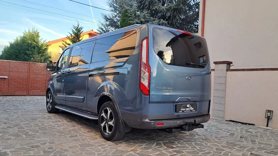 Ford Tourneo Custom Bus 320 2.0 EcoBlue 185 CP L2H1 Active Aut. — imagine 6