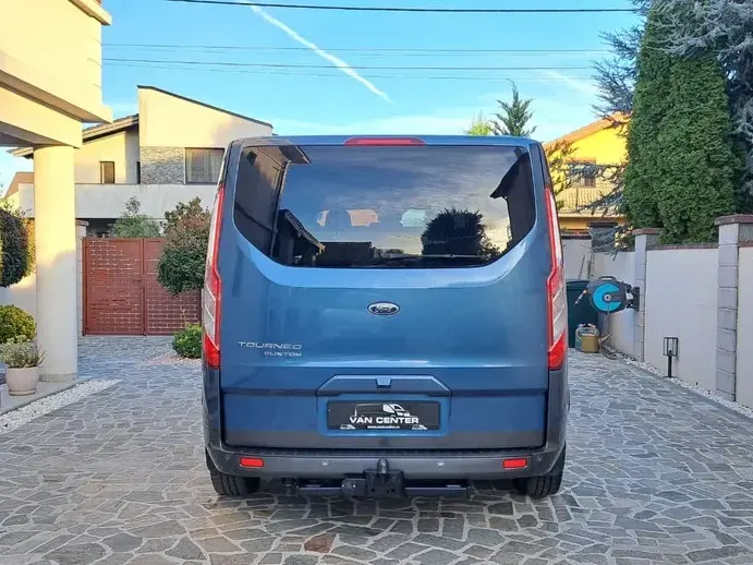 Ford Tourneo Custom Bus 320 2.0 EcoBlue 185 CP L2H1 Active Aut.