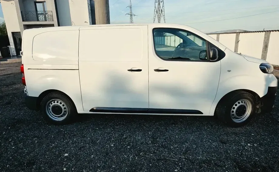 Toyota Proace — imagine 3