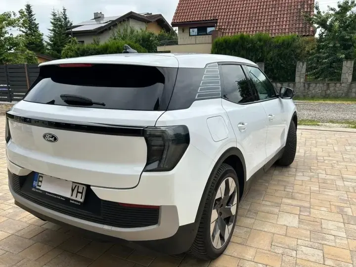 Ford Explorer RWD 77 kWh Extended Range Premium