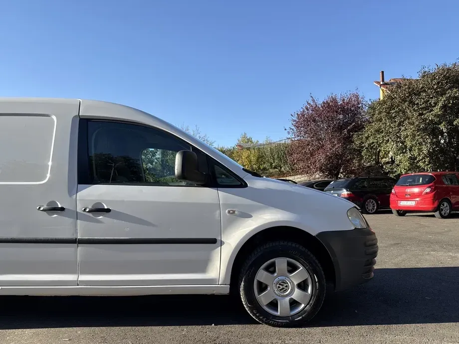 Volkswagen caddy maxi — imagine 3