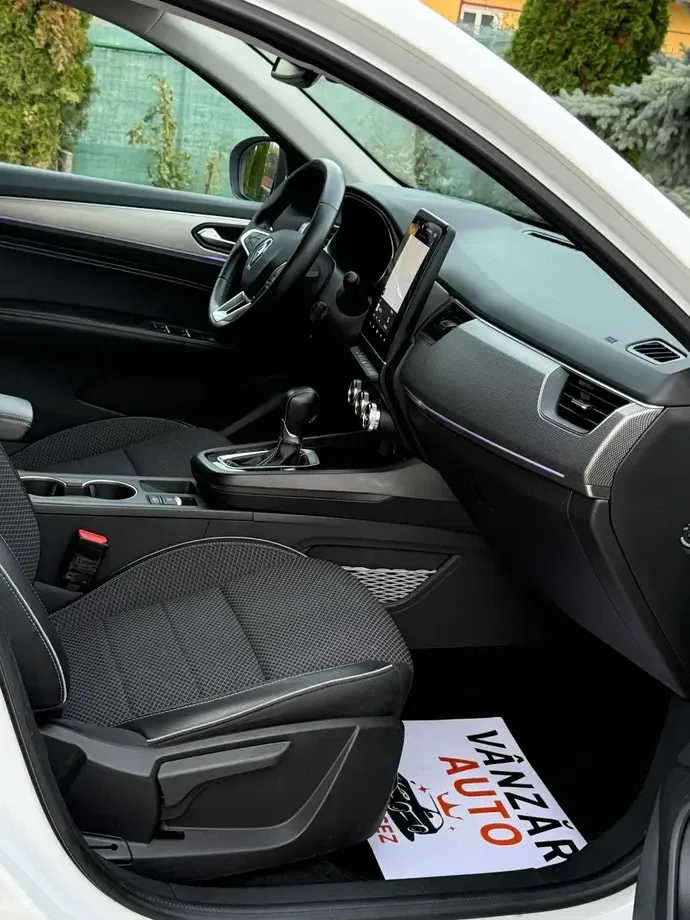 Renault Arkana E-TECH 145 Techno — imagine 9