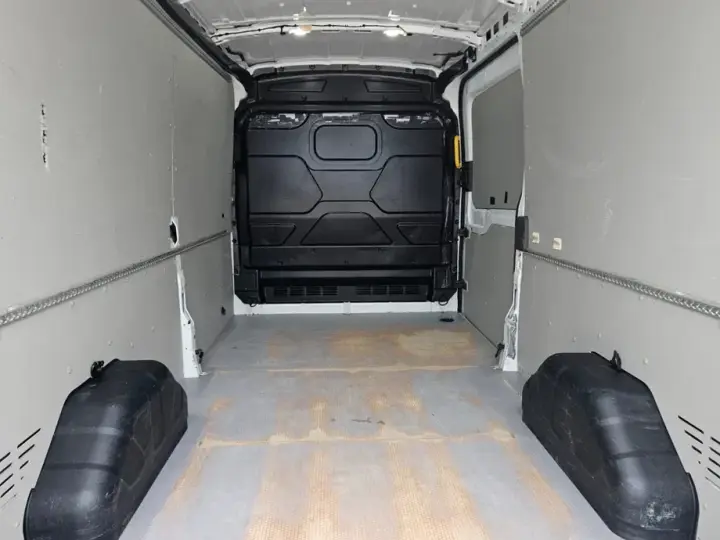 Ford Transit L2H2