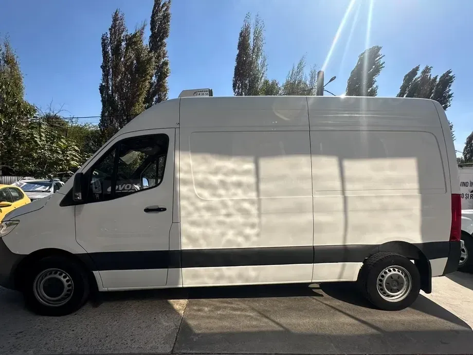 Mercedes-Benz Sprinter — imagine 10