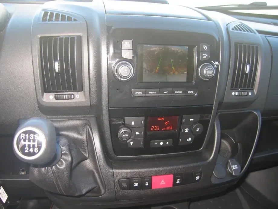 Peugeot BOXER DUBA XL, RAFTURI SORTIMO . CLIMATRONIC . — imagine 3