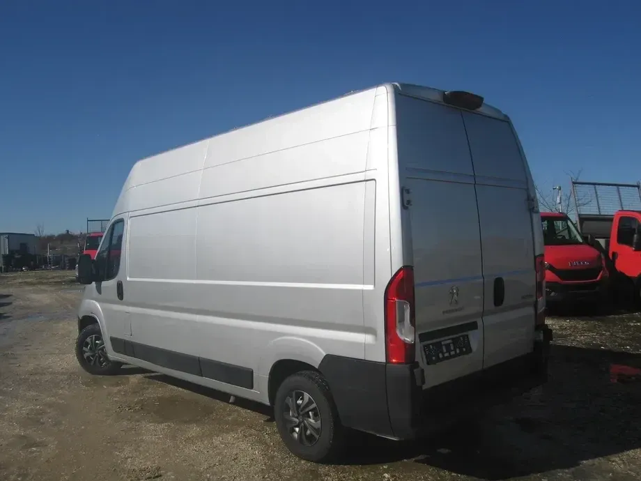 Peugeot BOXER DUBA XL, RAFTURI SORTIMO . CLIMATRONIC . — imagine 4
