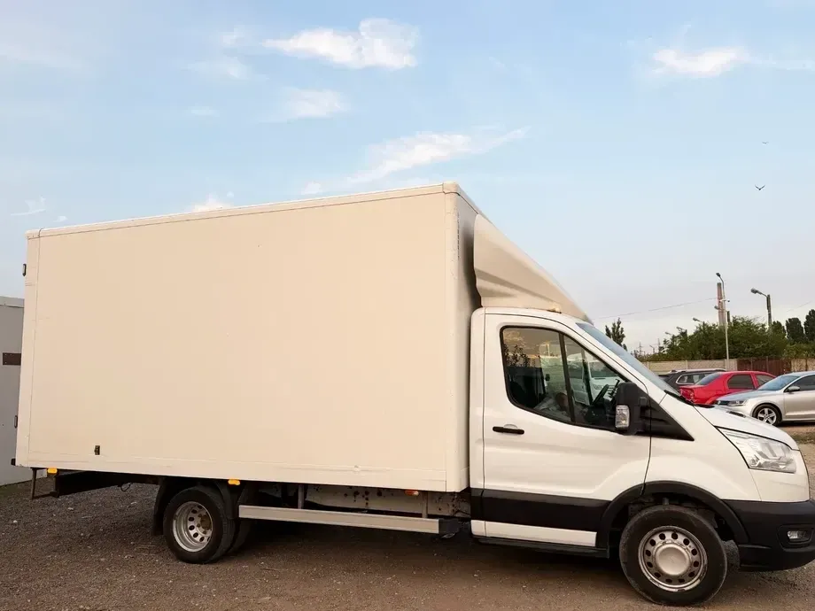 Ford Transit — imagine 9