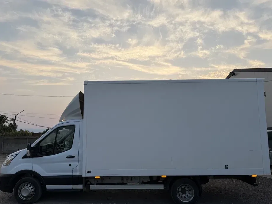 Ford Transit — imagine 7