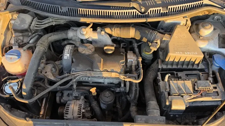 Volkswagen Polo IV Cross 1.4 TDI — imagine 4