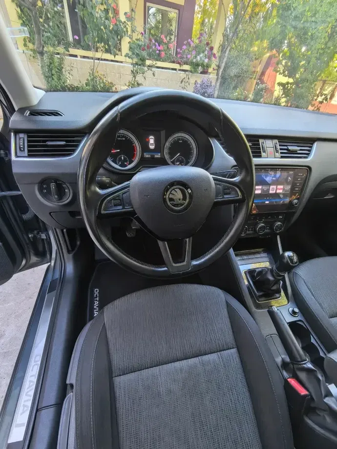Škoda Octavia III — imagine 7
