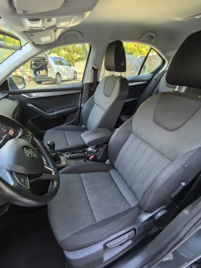 Škoda Octavia III — imagine 8