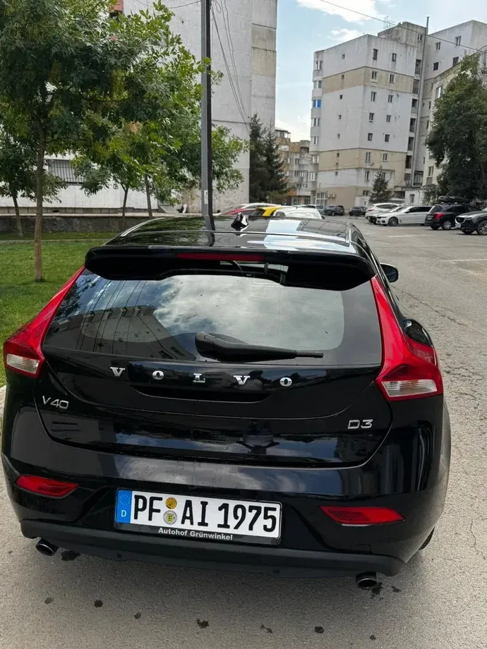 Volvo V40 II — imagine 2