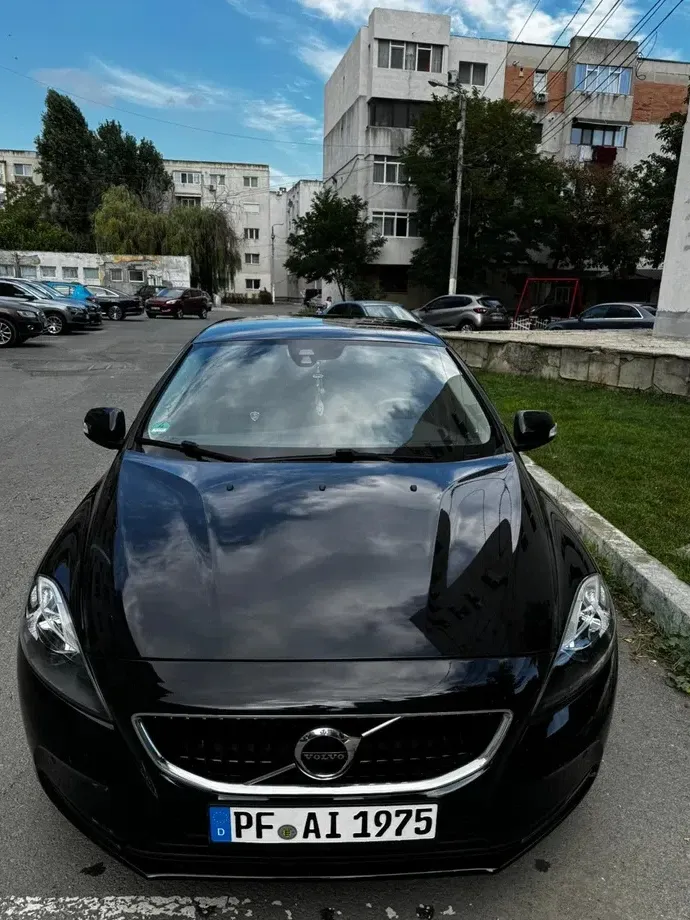 Volvo V40 II — imagine 9