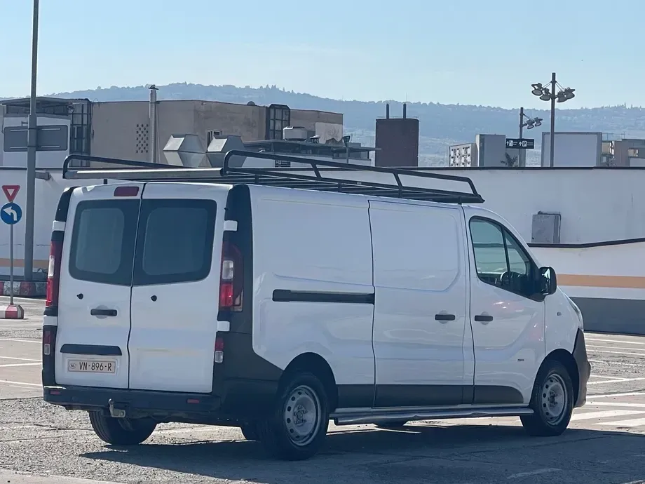 Opel VIVARO — imagine 8