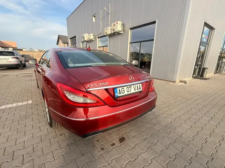 Mercedes-Benz CLS C218