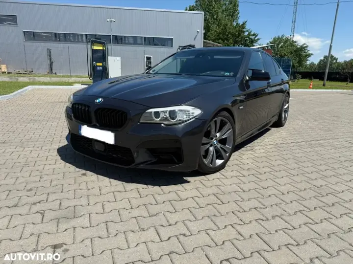 BMW Seria 5 F10/F11/F07 [2010 - 2017] 520d Aut. Edition Sport