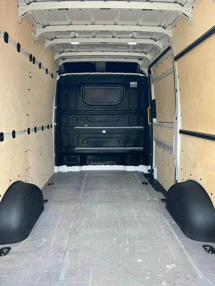 Volkswagen Crafter — imagine 6