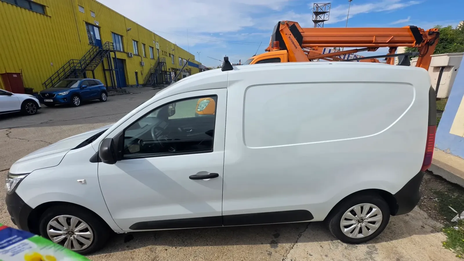 Renault Express — imagine 10