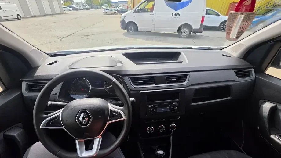 Renault Express — imagine 6