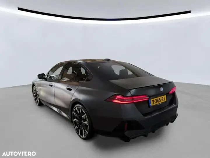 BMW Seria 5 520i AT MHEV