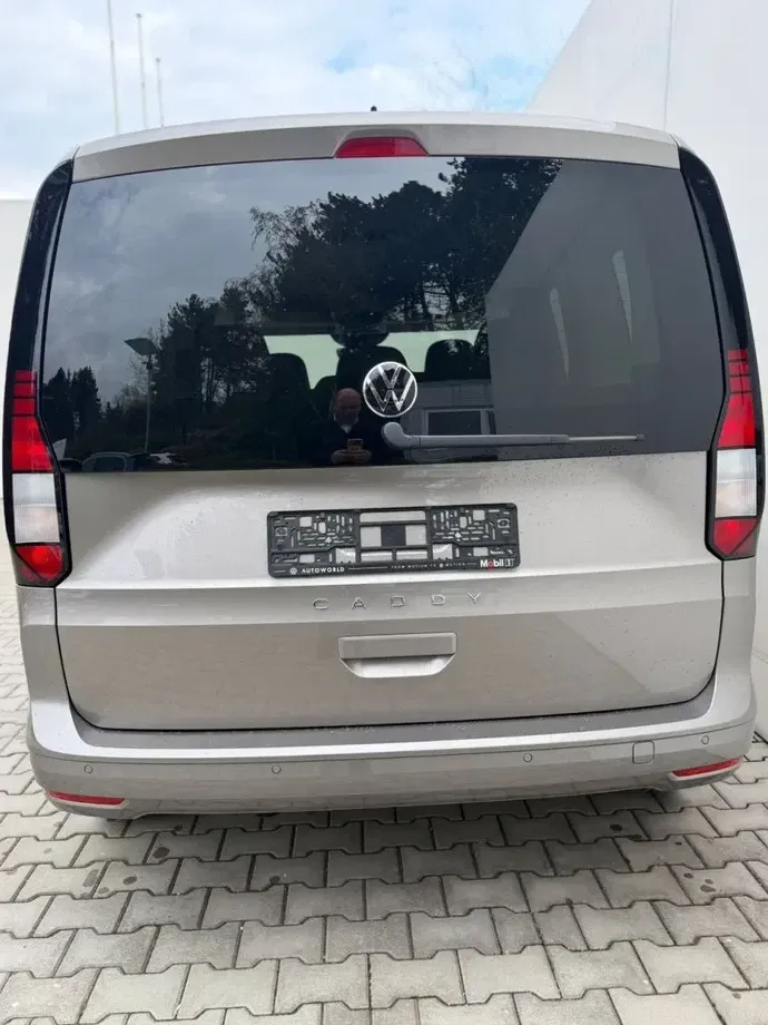 Volkswagen Caddy — imagine 4