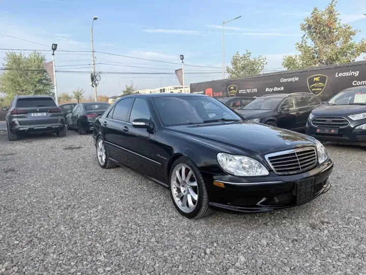 Mercedes-Benz S W220