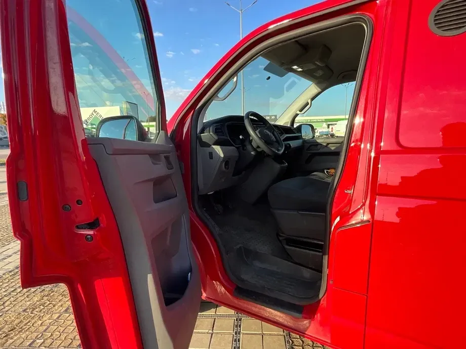Volkswagen Transporter — imagine 4