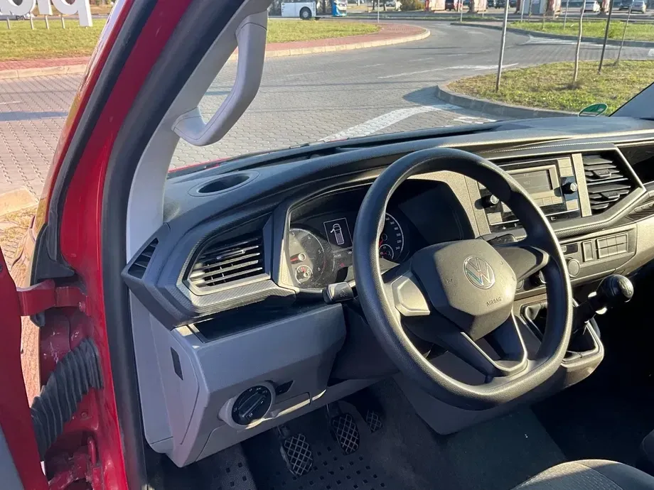 Volkswagen Transporter — imagine 9