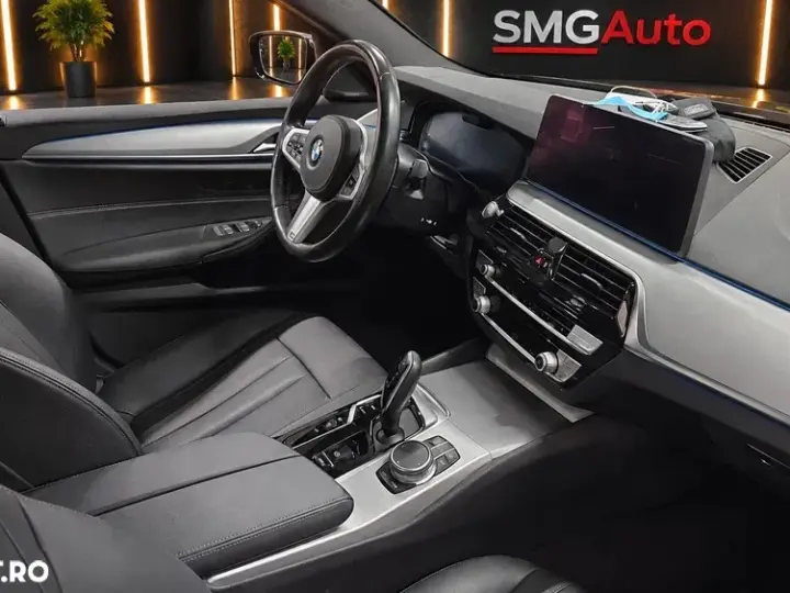 BMW Seria 5 G30/G31 [2017 - Prezent] 530e Aut. Luxury Line