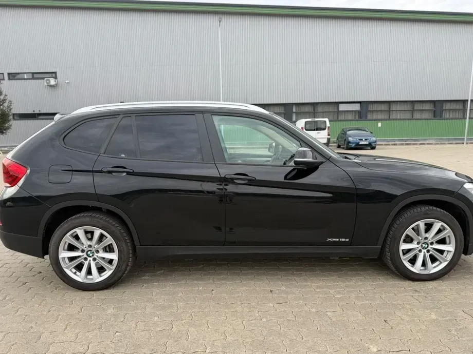BMW X1 F48 xDrive18d Aut. — imagine 3