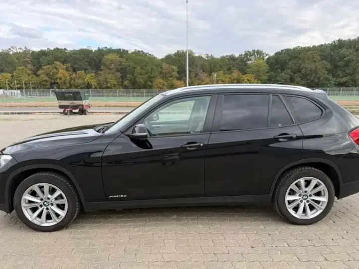 BMW X1 F48 xDrive18d Aut.