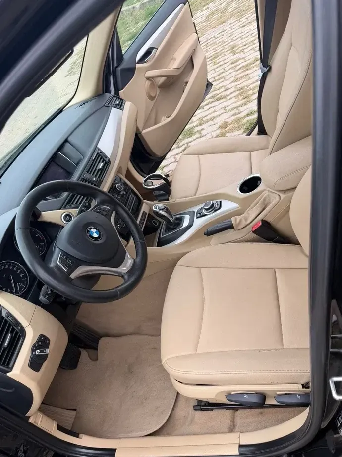 BMW X1 F48 xDrive18d Aut. — imagine 8