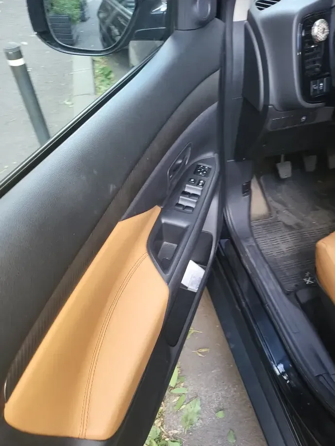 Mitsubishi Outlander III — imagine 2