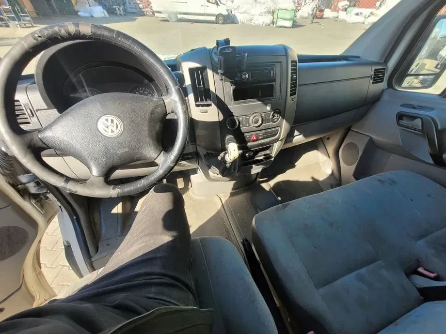 Volkswagen Crafter — imagine 5