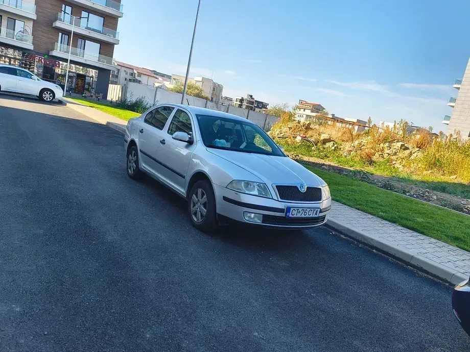 Škoda Octavia II 1.6 — imagine 2