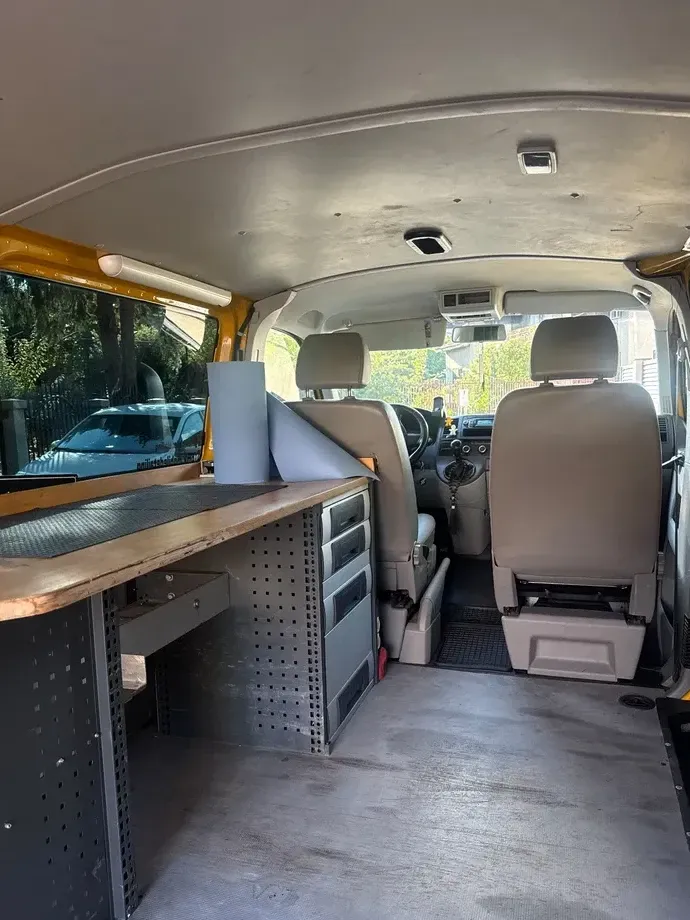 Volkswagen Transporter T5 facelift — imagine 5