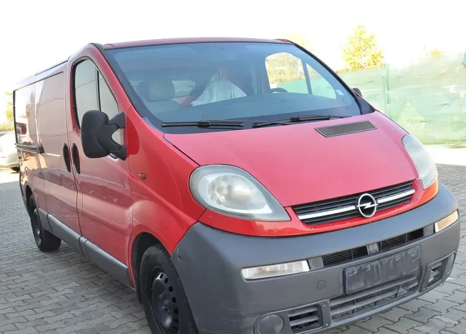 Opel Vivaro 2.5 CDTI L2H1 — imagine 7
