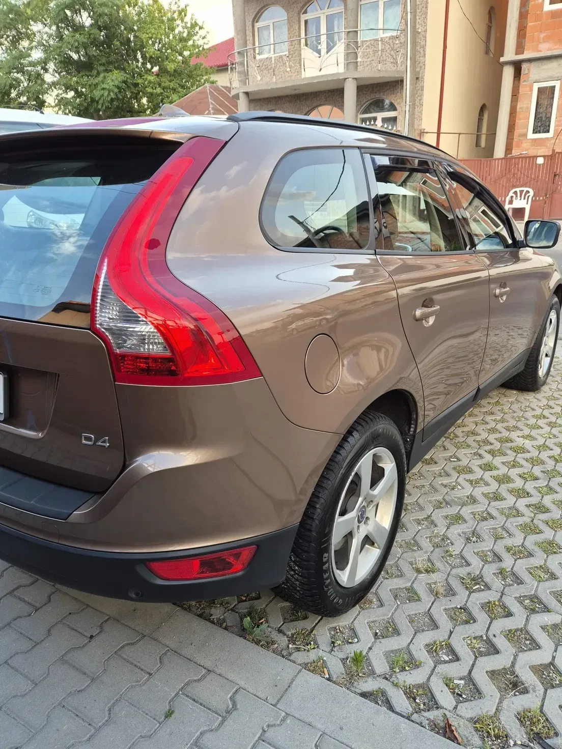 Volvo XC 60 I D4 Momentum — imagine 8