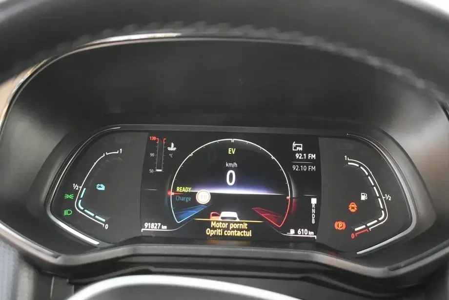 Renault Clio V E-Tech 145 Techno — imagine 5