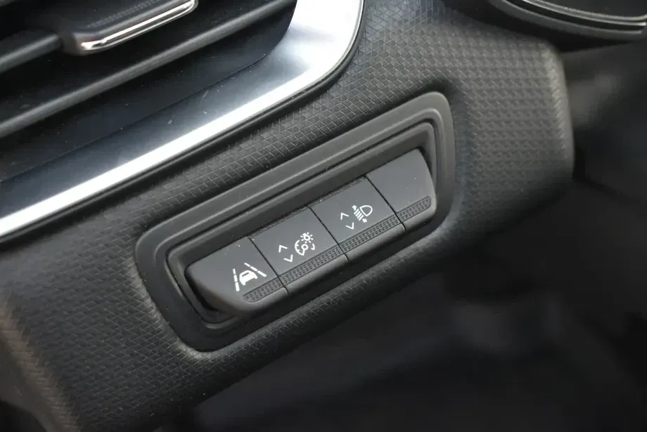 Renault Clio V E-Tech 145 Techno — imagine 9