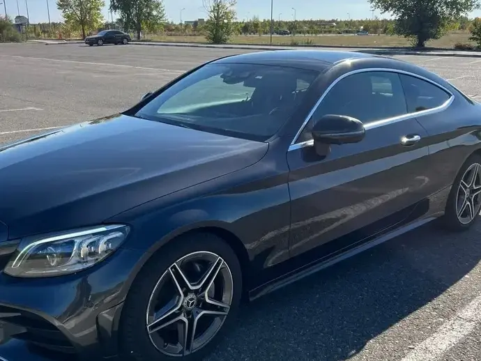 Mercedes-Benz C 220 d 9G-TRONIC AMG Line