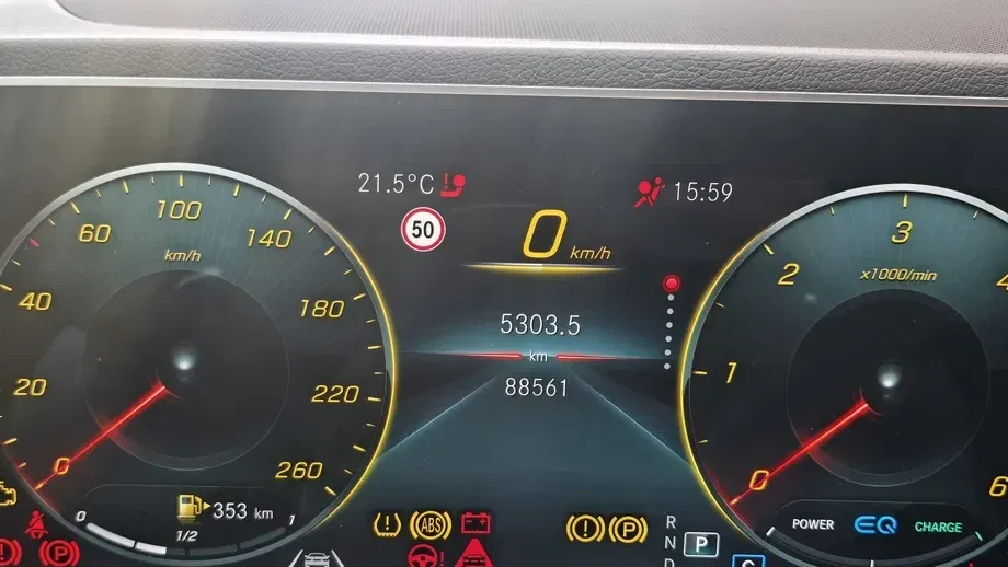 Mercedes-Benz GLE 300 d MHEV 4MATIC — imagine 8