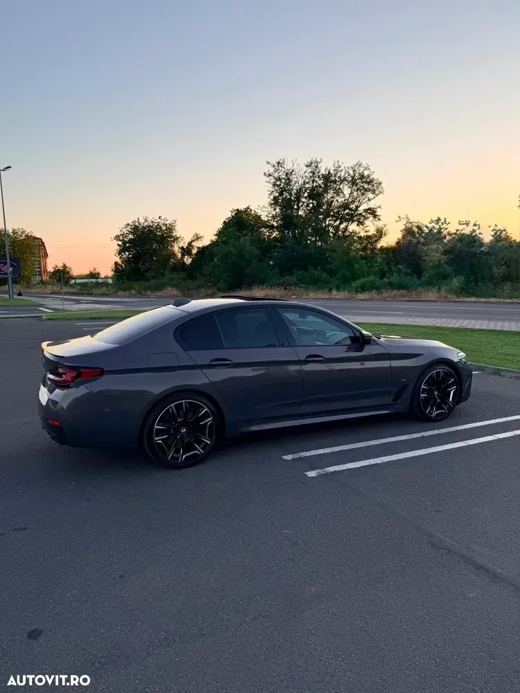 BMW Seria 5 530d xDrive AT MHEV — imagine 4