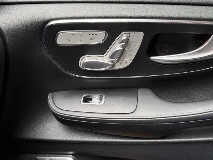 Mercedes-Benz V 300 d Lung Avantgarde