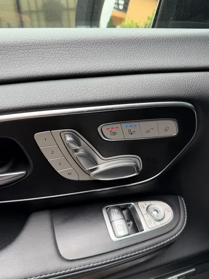 Mercedes-Benz V 300 d Lung Avantgarde — imagine 4