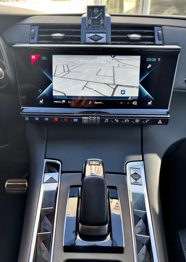 DS Automobiles DS 7 Crossback 1.6 PHeV AWD 300 EAT8 OPERA — imagine 10
