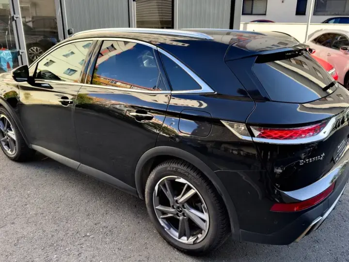 DS Automobiles DS 7 Crossback 1.6 PHeV AWD 300 EAT8 OPERA