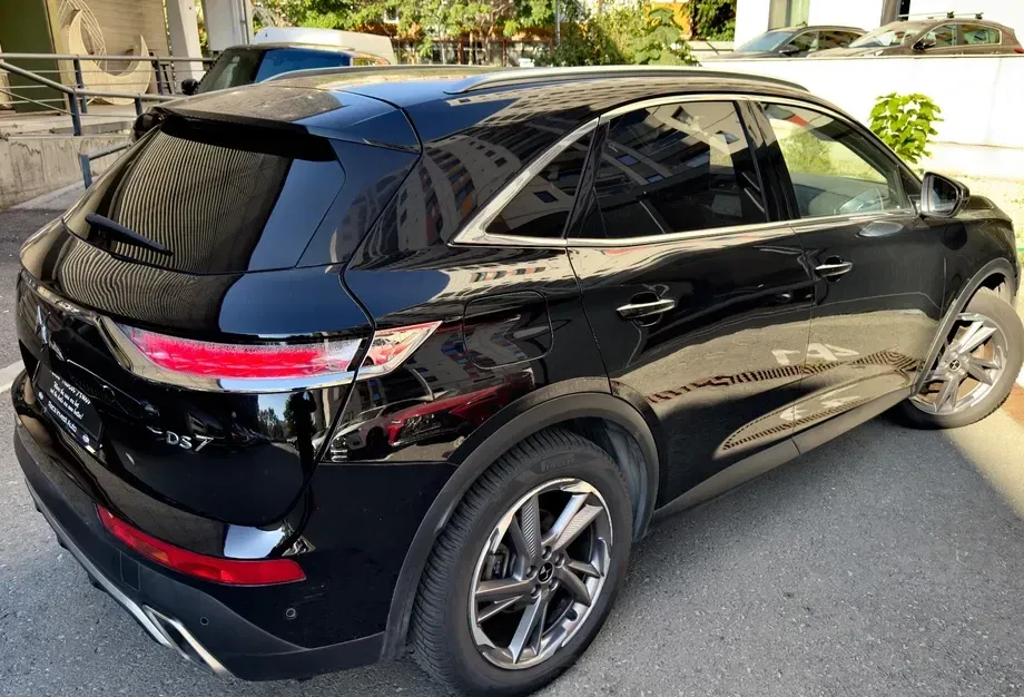 DS Automobiles DS 7 Crossback 1.6 PHeV AWD 300 EAT8 OPERA — imagine 4