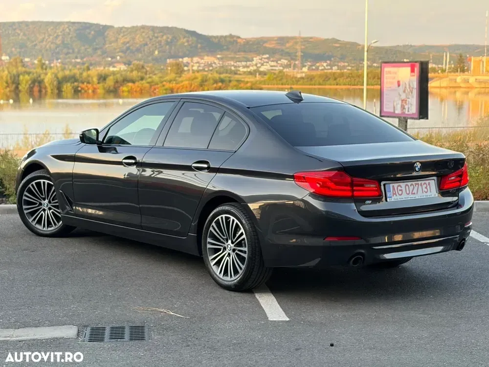BMW Seria 5 G30/G31 [2017 - Prezent] 520i AT — imagine 4